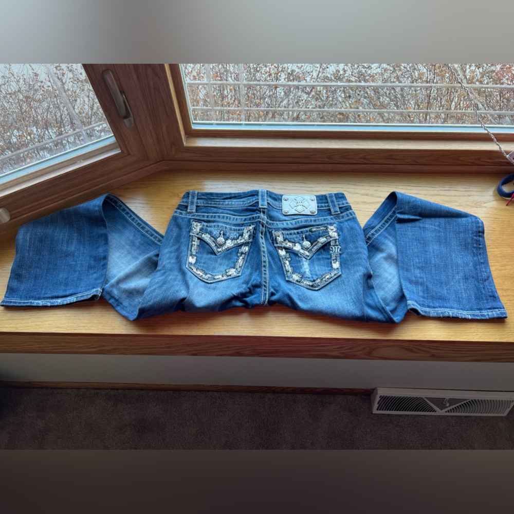 Women’s Miss Me jeans. Size 29, mid rise, boot cut.